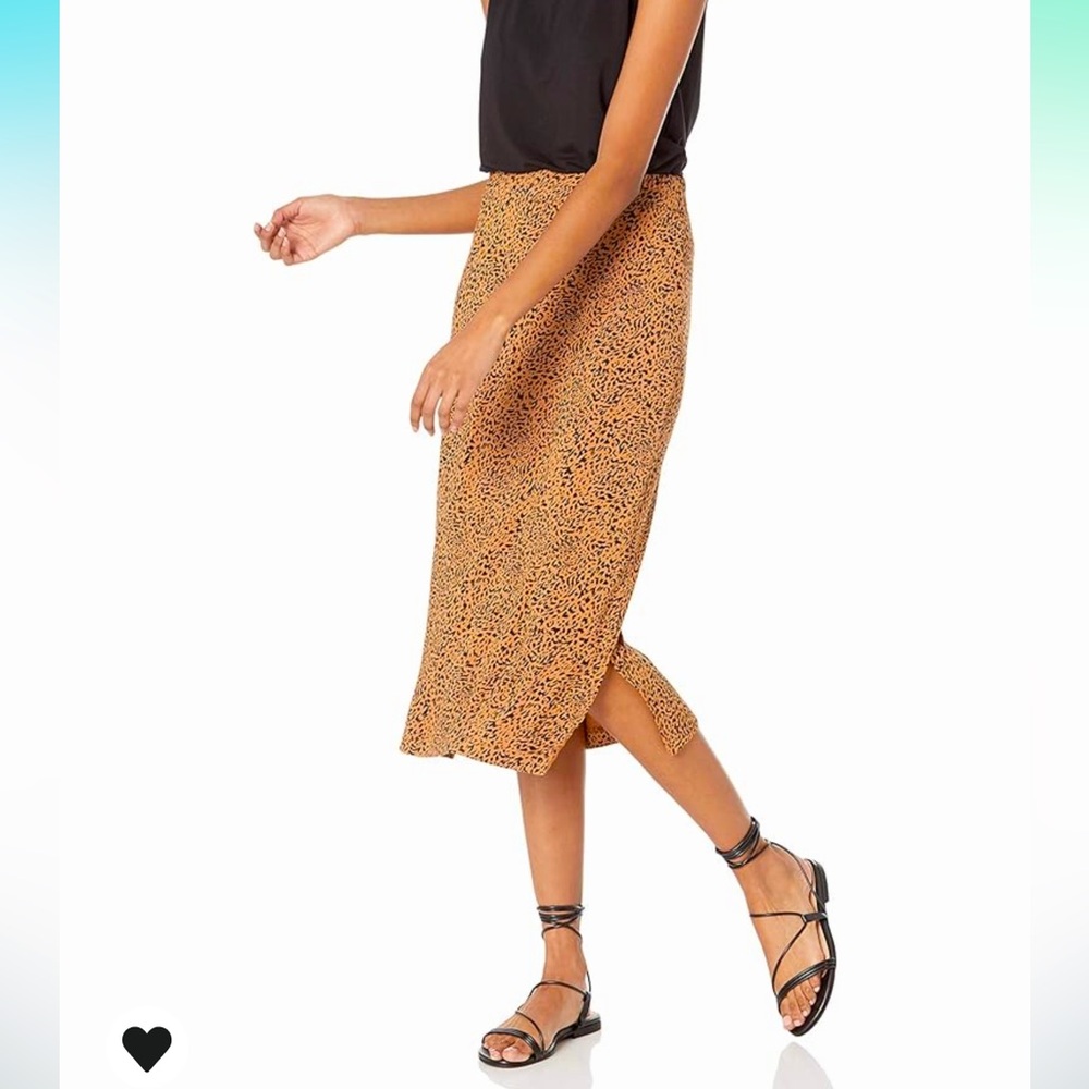 Amazon essentials leopard pull on skirt XS NWT